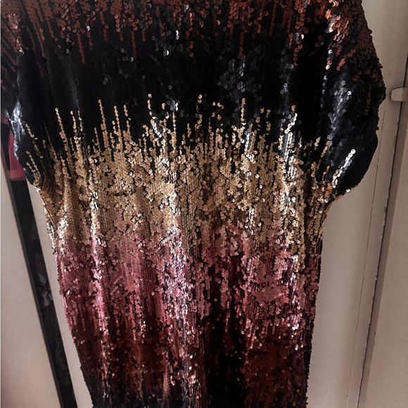 Sequin Gradient Dress - Picture 2 of 7